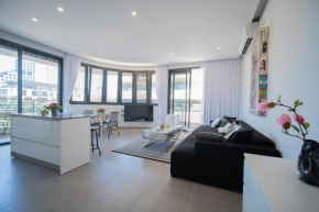Beach Front Luxury 2BR Apartment By Nimizz